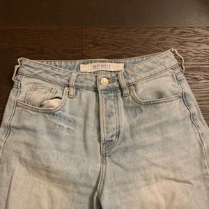 Brandy Melville Ripped Mom Jeans